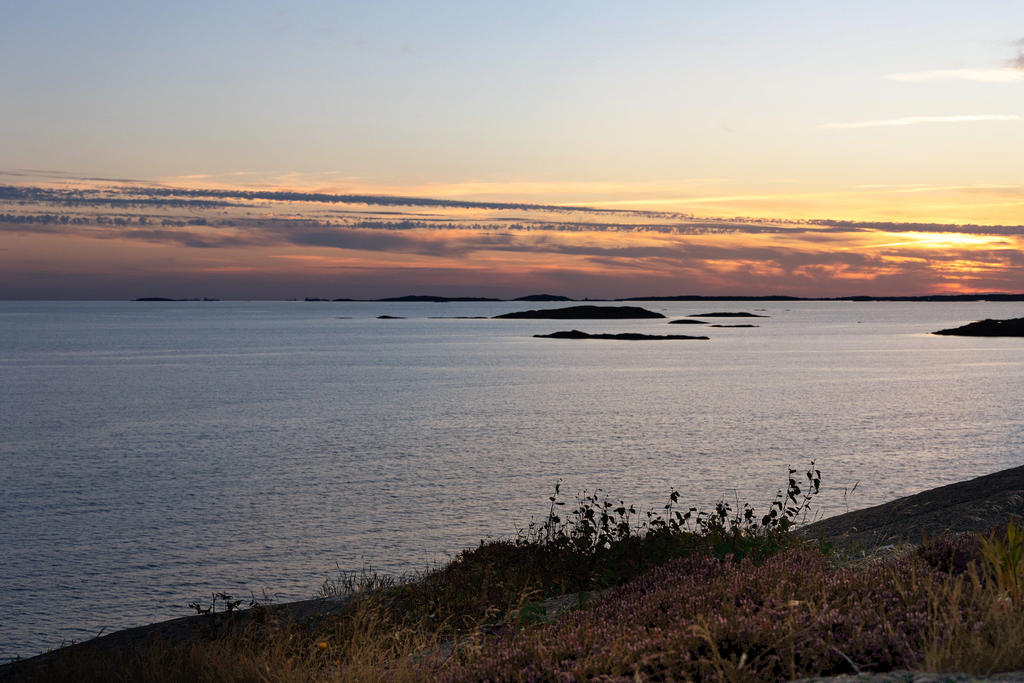 Njut av solnedgångarna på väg ner till havet