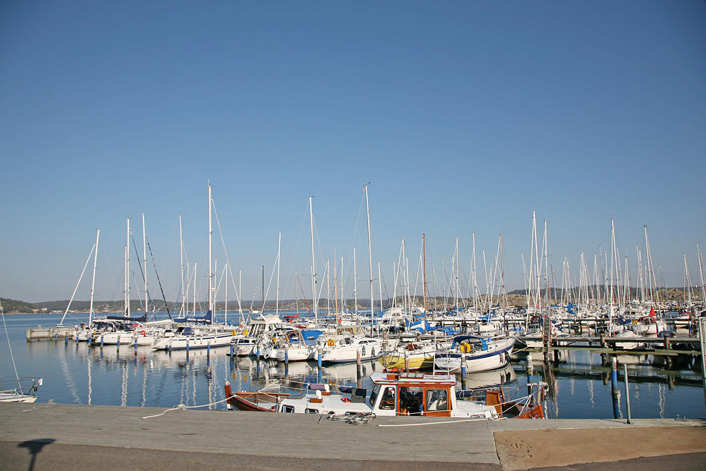 Småbåtshamnen i Vallda Sandö