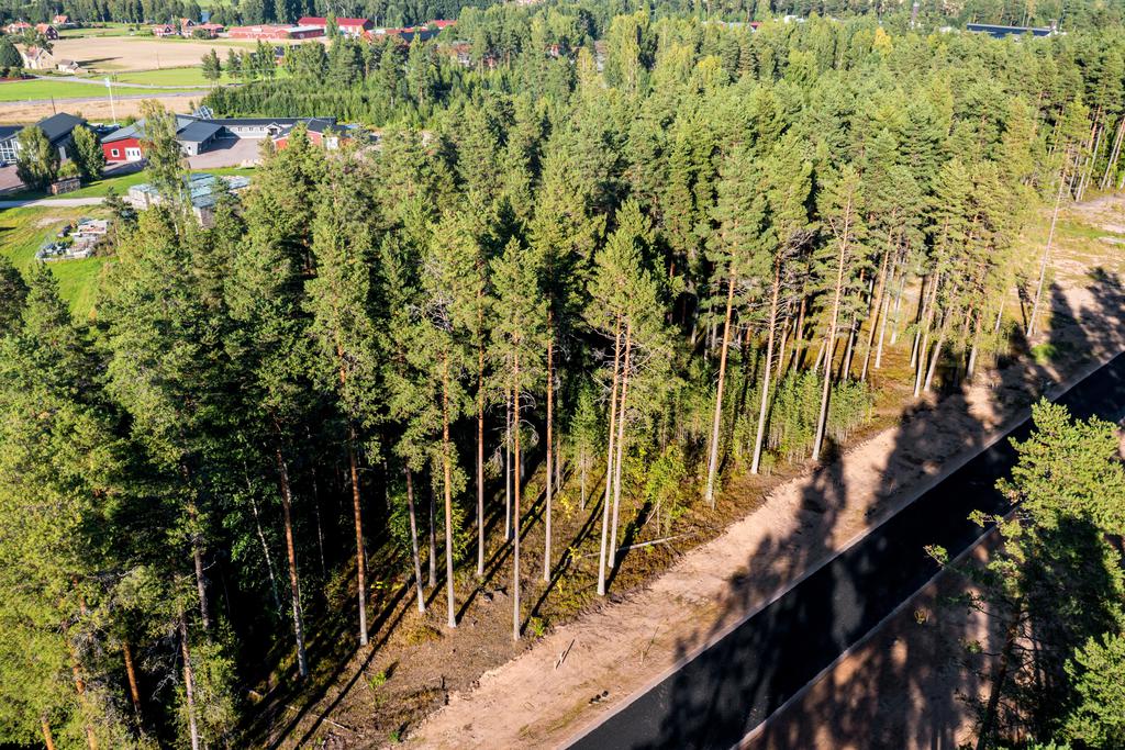 Här finns även närheten till naturen, fritidsaktiviteter samt bad vid Siljan.