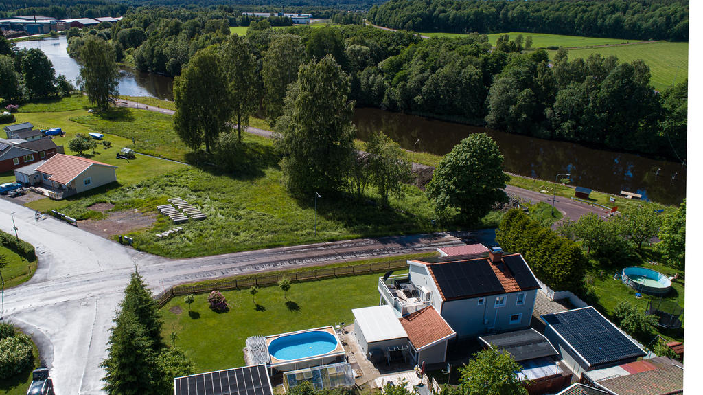 Härliga promenadstråk i närheten