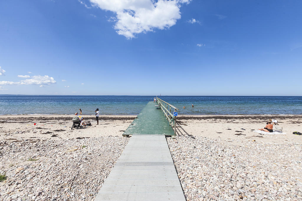 Bad från brygga, pir eller strand!