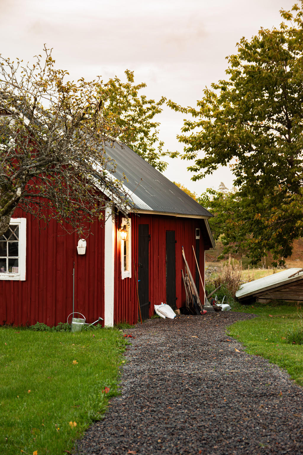 Uthus och vedbod