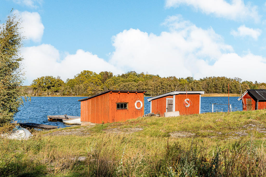 Samfällighetens mark vid Bråvikens strand