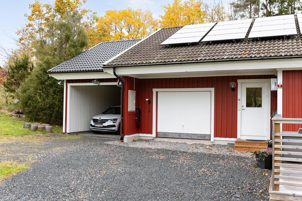 Carport och garage