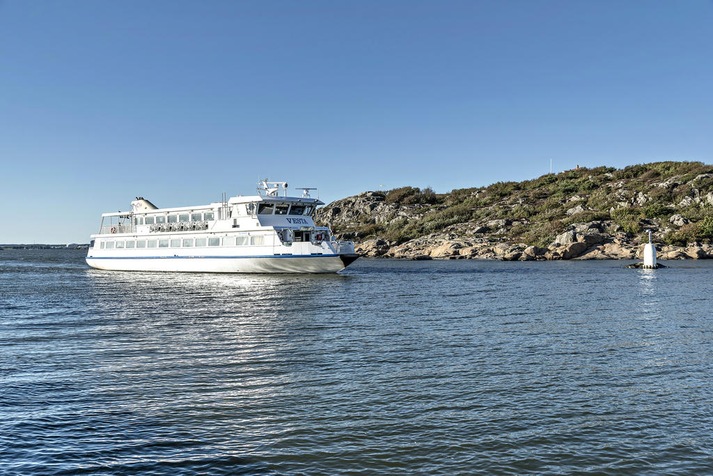 Ta gärna en tur från Saltholmen ut till öarna i södra skärgården.