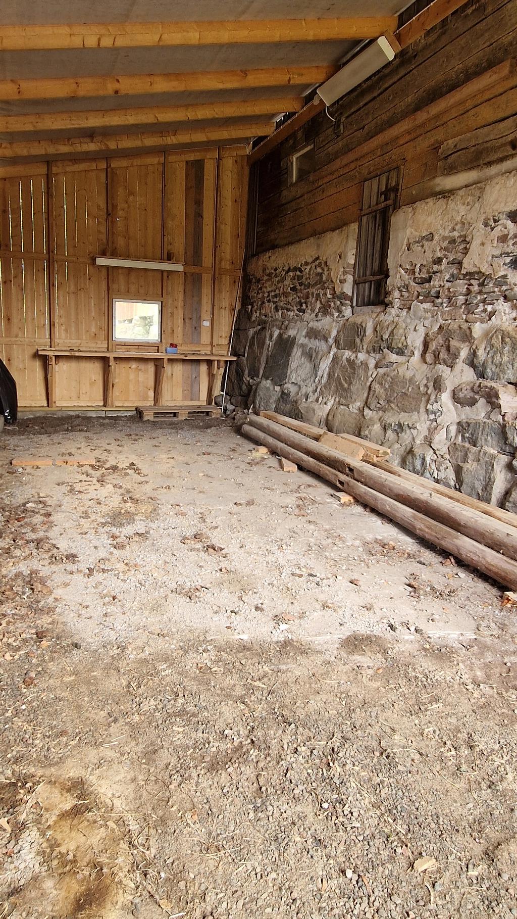 Carport i ladugården