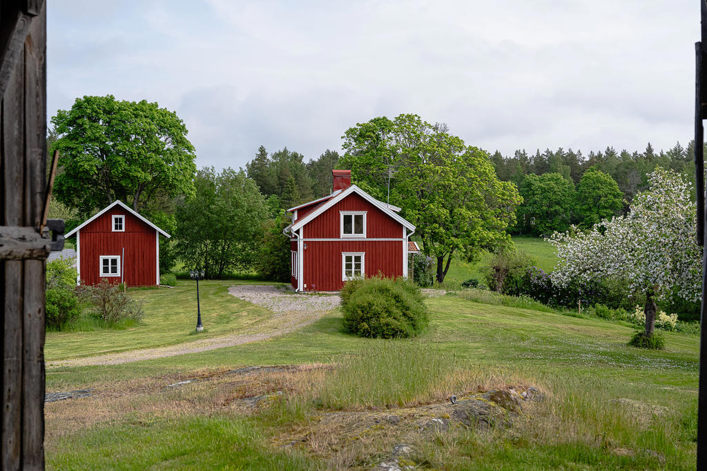 Huset från logen sett