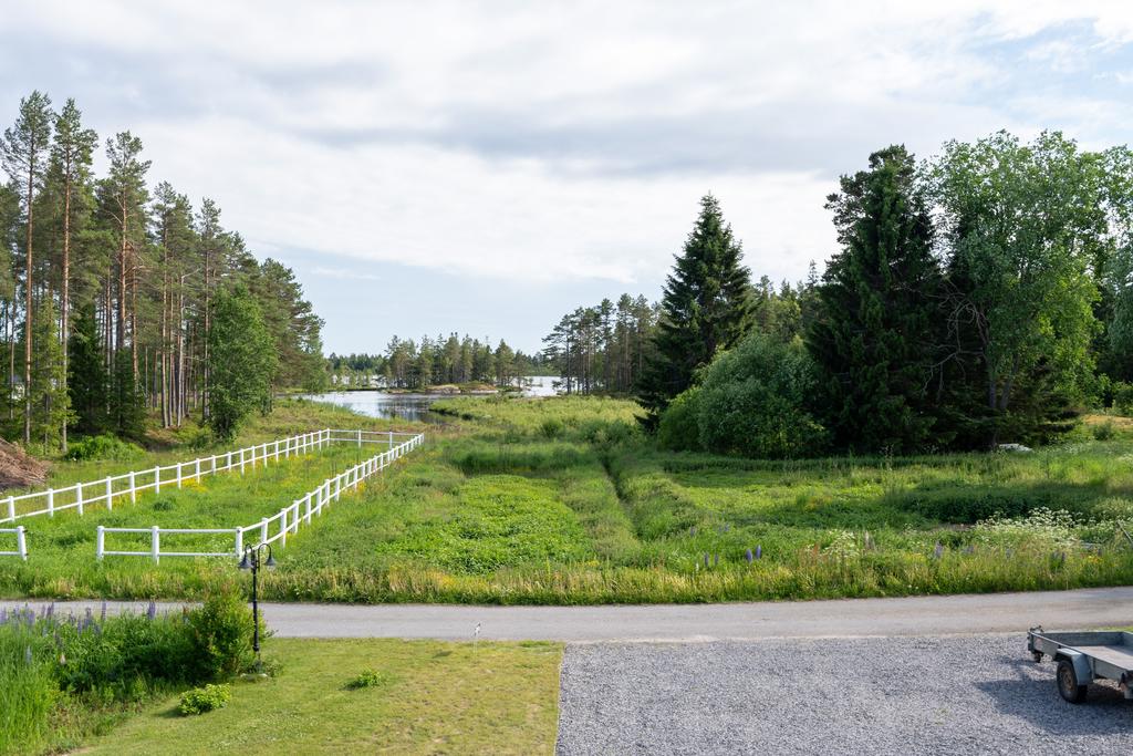 Från tomten mot Kläppsjön