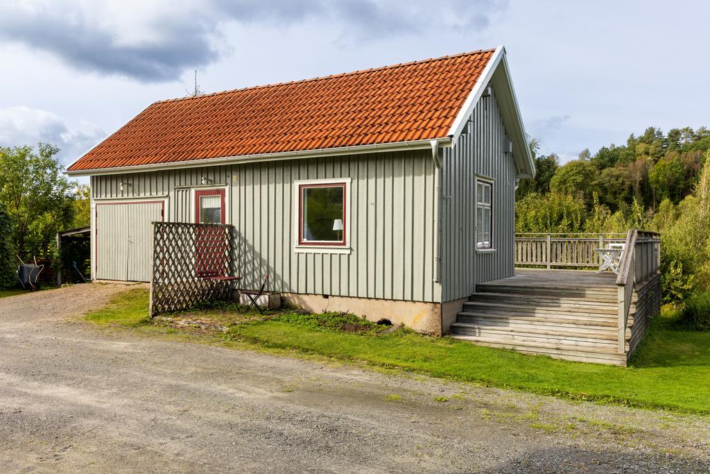 Gästhus och garage