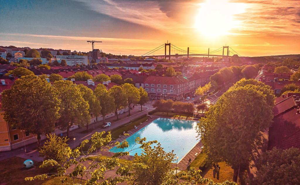 Göteborg City når du med spårvagn på 15 minuter.