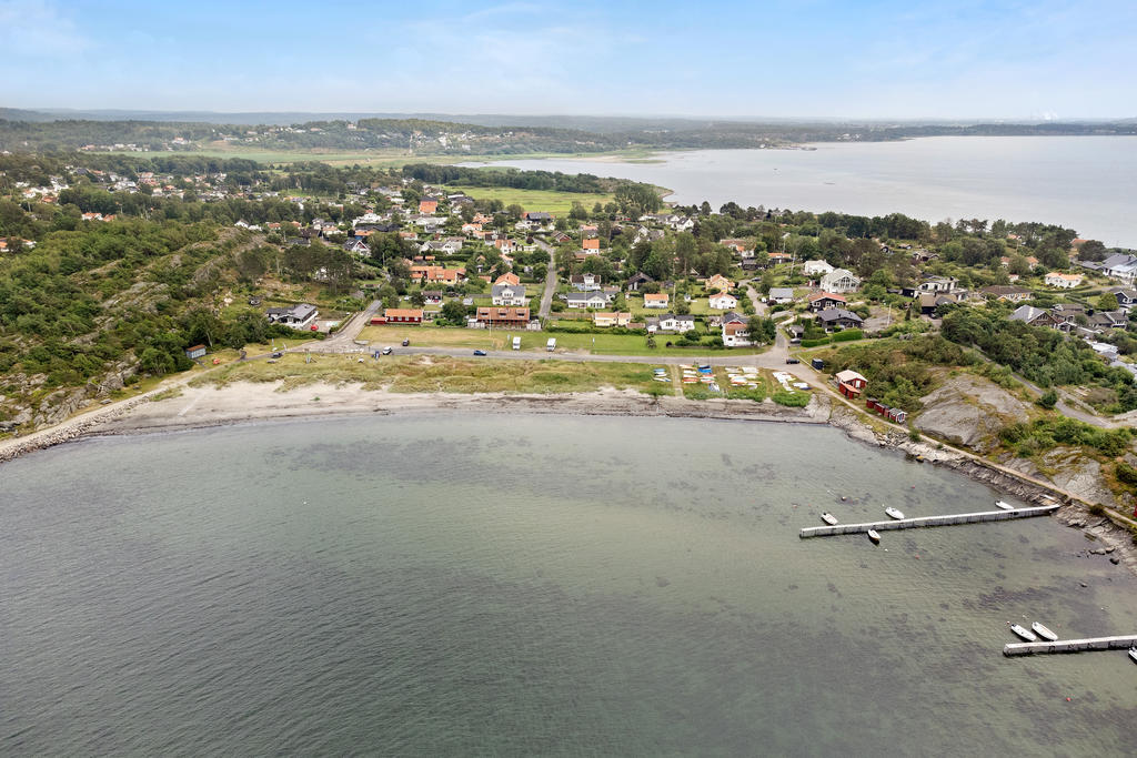 Frillesås erbjuder en fantastisk natur med fina badstränder, klippor och småbåtshamn