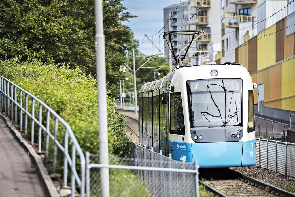 Den nära tillgången till kommunikationer gör det enkelt att ta sig dit du önskar med kollektivtrafiken