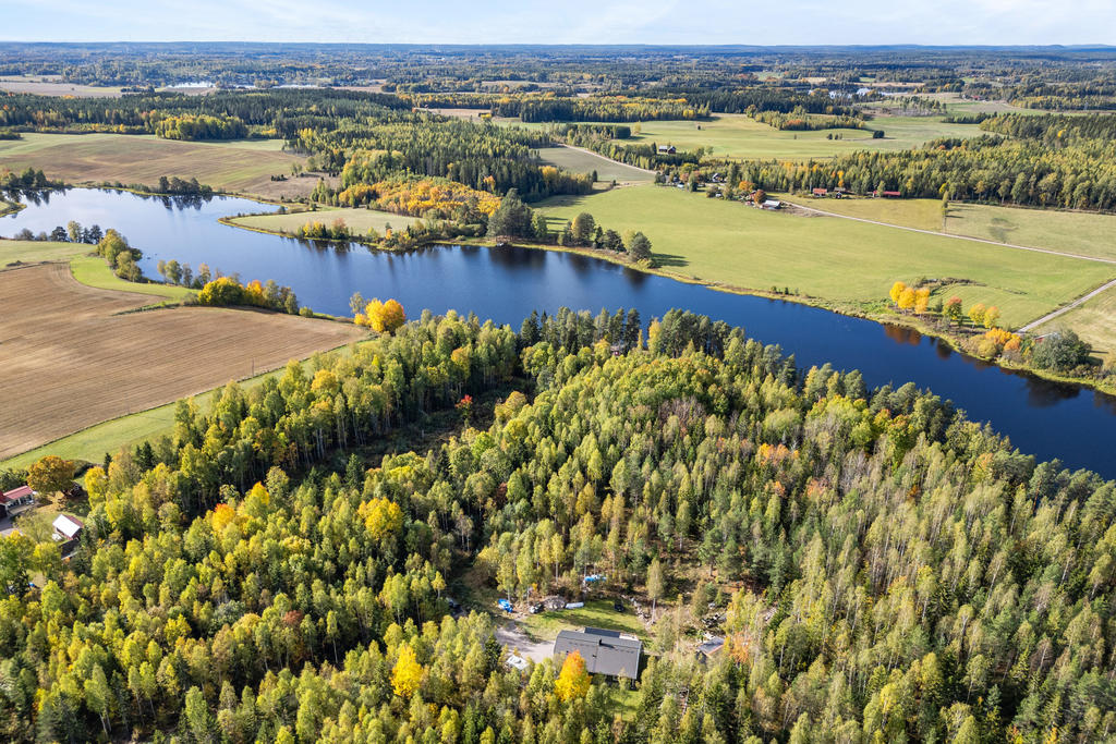 Ett stenkast från Pellbosjön