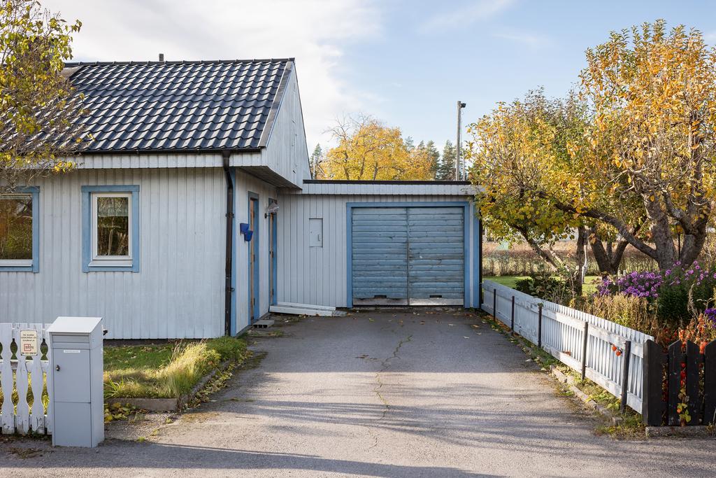 Uppfart till garage