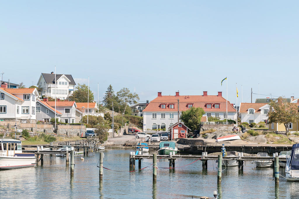 Idylliska Långedrags gamla hamn.