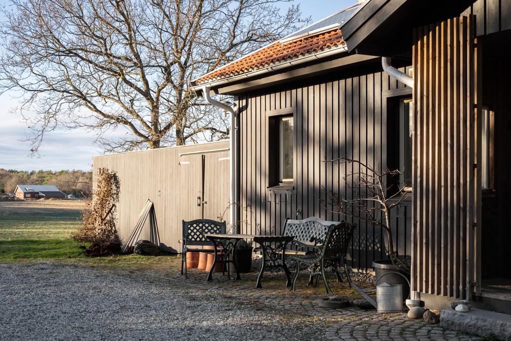 Mysig framsida i direkt söderläge.